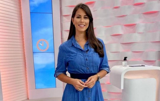 Jessica Senra se pronuncia pela primeira vez após anúncio de saída do Bahia Meio Dia