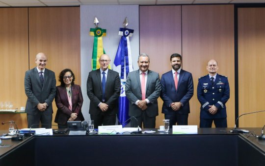 Membros do Governo Federal se reúnem para debater sobre nova Política Nacional de Inteligência