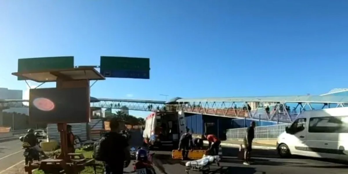 Acidente envolvendo motos deixa trânsito engarrafado no Acesso Norte