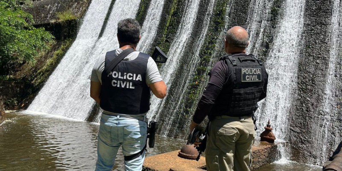 Polícia intensifica buscas por jovens que trabalhavam em ferro-velho