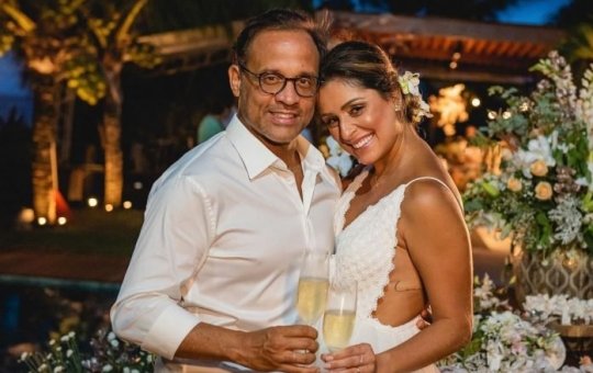 Esposa de Zé Eduardo revela que está grávida