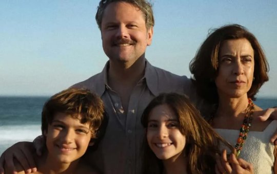 Filme 'Ainda Estou Aqui' e Fernanda Torres são indicados ao Globo de Ouro