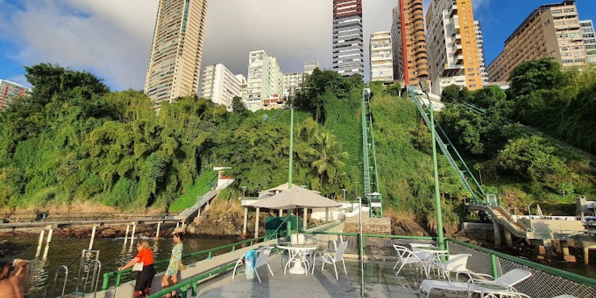 Sedur libera licença ambiental para ampliação de píer em condomínio de luxo no Corredor da Vitória