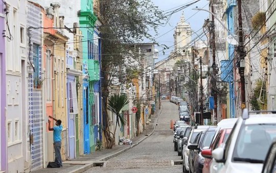 Tráfego no bairro Santo Antônio Além do Carmo sofre alteração nesta terça