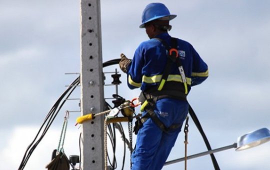 Empresário suspeito de furto de energia é preso em Feira de Santana