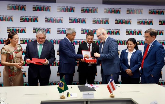 Governo do Estado e CAF assinam contrato de até US$ 150 milhões para construção da ponte Salvador-Itaparica