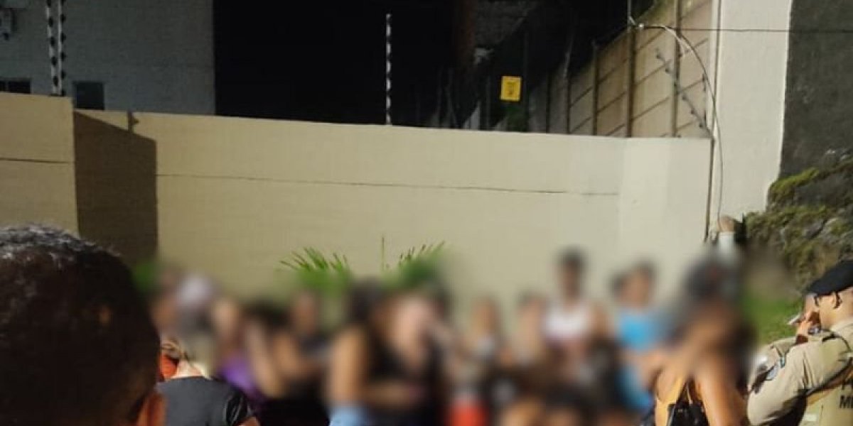 Homem é morto a tiros em frente ao condomínio onde morava em Salvador