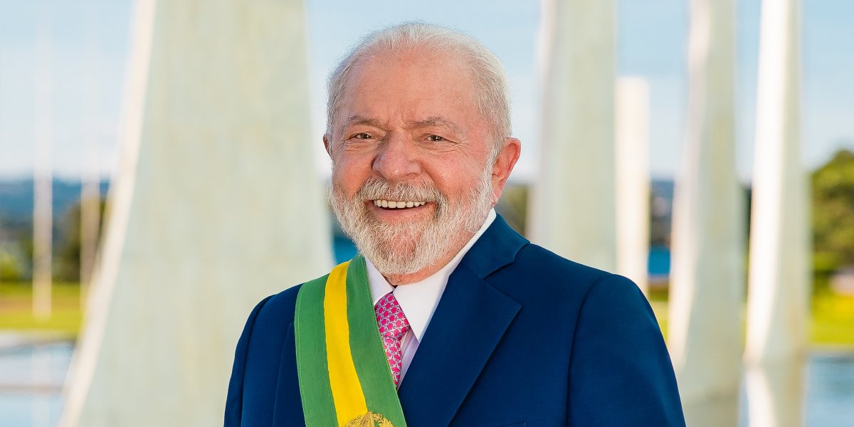 Lula passará por novo procedimento médico na tarde desta quinta-feira (12)