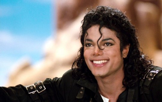 Músicas inéditas de Michael Jackson são encontradas por ex-policial na Califórnia