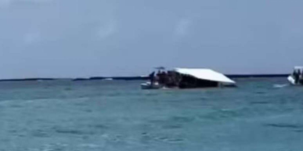 Catamarã com 47 pessoas afunda durante passeio em Maragogi