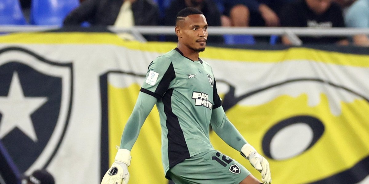 Bahia disputa goleiro Jonh do Botafogo com time europeu