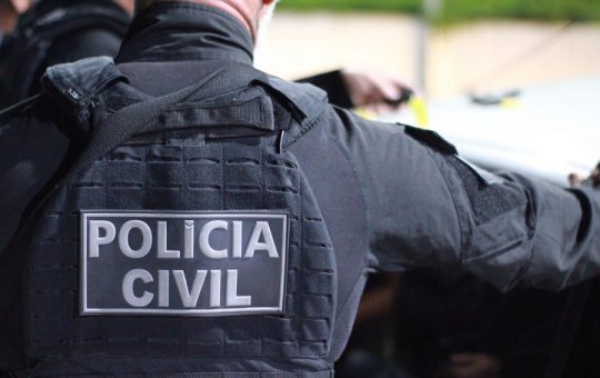 Argentino é preso após matar esposa e sogro a facadas na Bahia