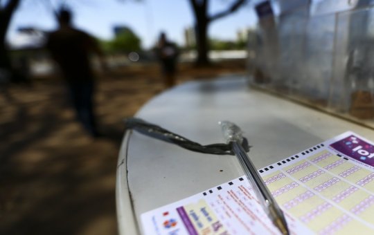 Dois baianos acertam Lotofácil e ganham R$ 74 mil