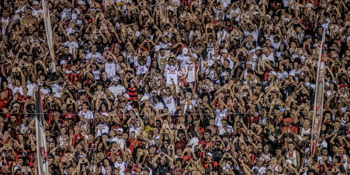 Vitória apresenta nova patrocinadora master do clube