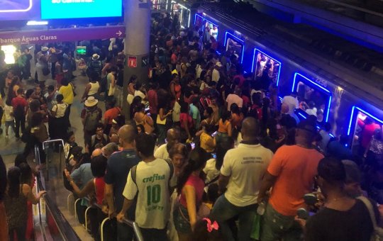 Incidente paralisa operação do metrô de Salvador na tarde desta segunda-feira (16)