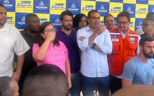 Durante entrega de contenção de encosta, Sosthenes Macêdo fala sobre as ações da Defesa Civil em conjunto com outros órgãos
