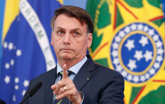 Pesquisa Datafolha aponta que 52% dos brasileiros acreditam que Bolsonaro tentou dar golpe para seguir na Presidência