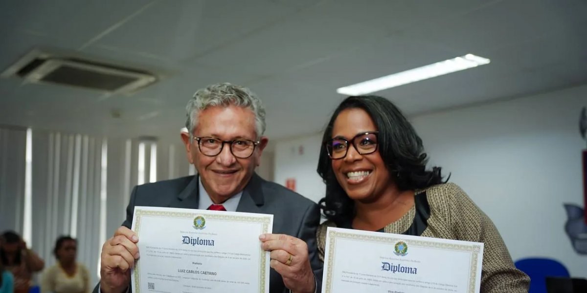 Prefeito de Camaçari, Luiz Caetano, é diplomado nesta quarta-feira (18)