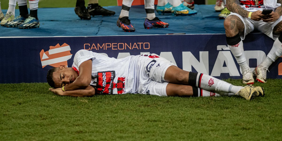 Confira a lista de jogadores que devem deixar o Vitória para a próxima temporada