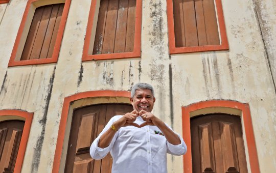 Jerônimo Rodrigues chega aos 300 municípios baianos visitados durante mandato