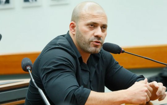 Ex-deputado Daniel Silveira tem liberdade condicional concedida pelo STF