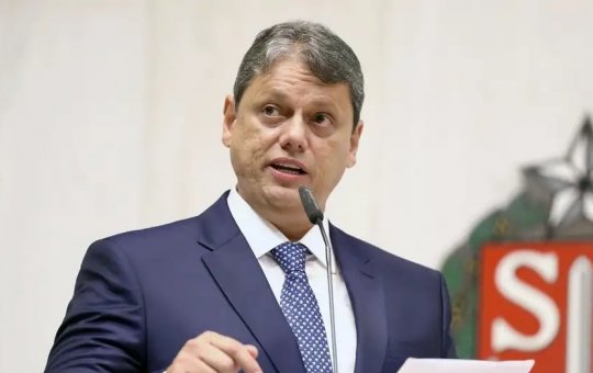 Governador Tarcísio de Freitas tira férias de governo por 15 dias