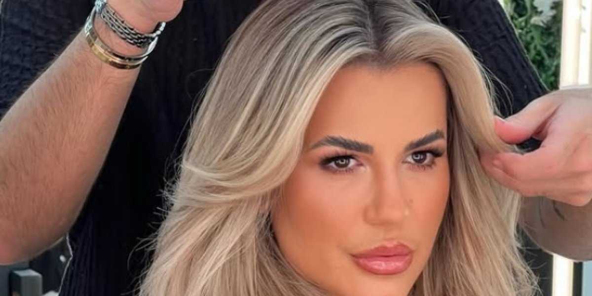 Deolane comemora após ter passaporte devolvido pela justiça