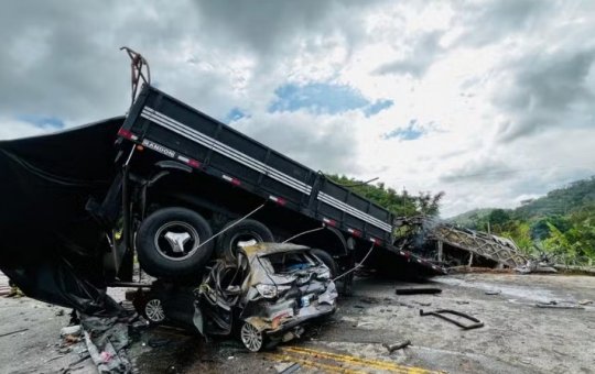 Corpo de vítimas do trágico acidente em Teófilo Otoni chegam ao IML de Belo Horizonte -
