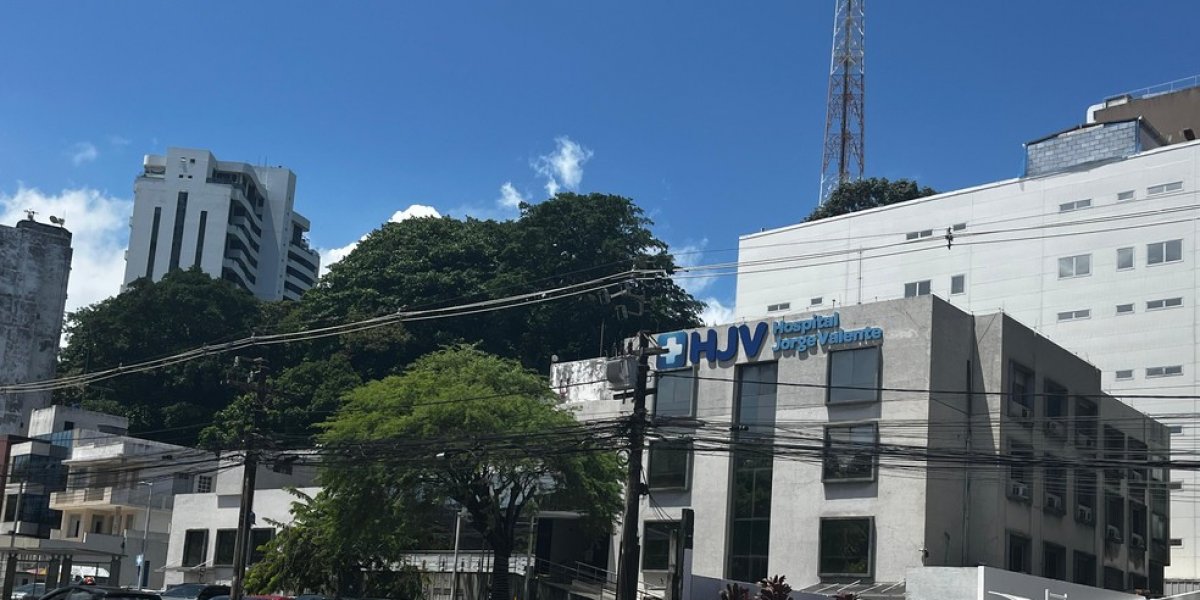 Homem invade hospital em Salvador e agride funcionária 