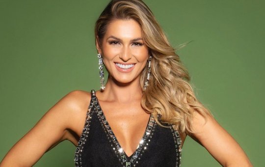 Livia Andrade é vaiada pelo público do Villa Mix após anúncio de cancelamento de shows