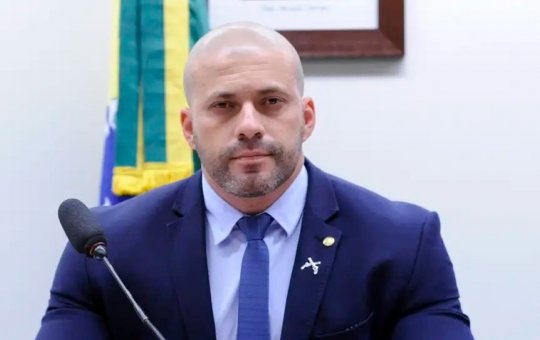 Daniel Silveira é preso por descumprir medidas judiciais