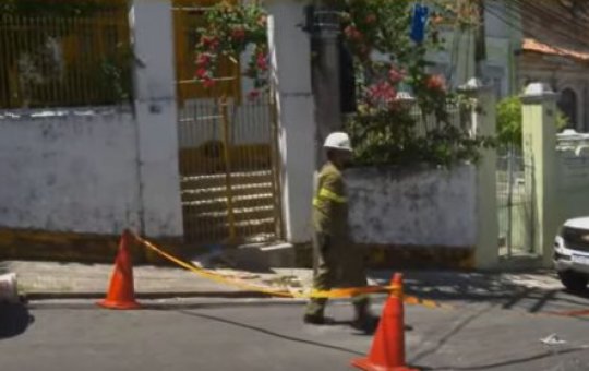 Operário morre eletrocutado durante reparo em casarão na Ladeira dos Aflitos, em Salvador