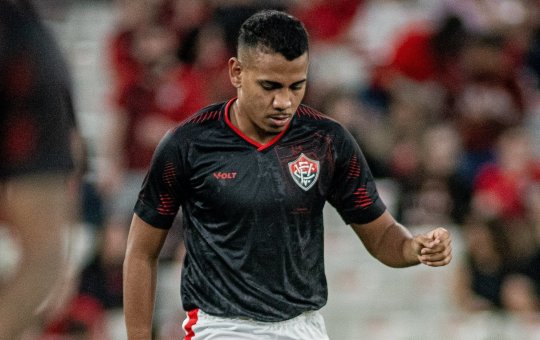 Zé Hugo é anunciado como novo reforço do Goiás após se despedir do Vitória