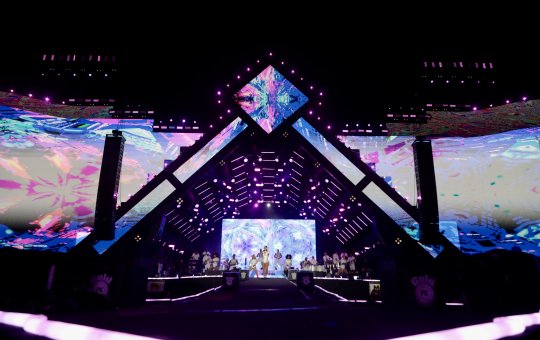 Segunda Noite do Virada Salvador 2025 Reuniu Ritmos e Multidão na Boca do Rio