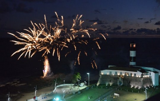 Queima de Fogos na Virada do Ano: Confira os 22 Pontos em Salvador