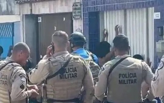 Violência em Lauro de Freitas: Três mortos em bar e um refém libertado após intervenção do BOPE