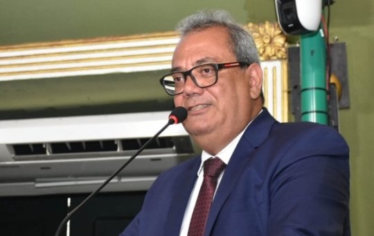 Com 39 votos, Carlos Muniz é reeleito presidente da Câmara de Vereadores de Salvador