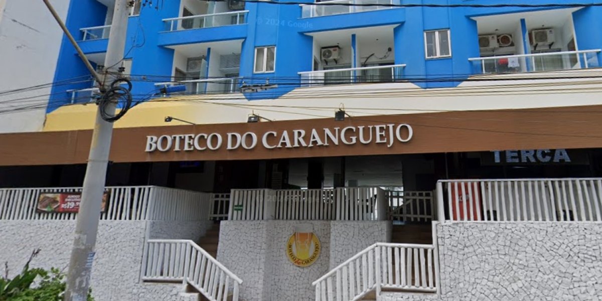 Restaurante pega fogo após acidente com álcool em gel na Barra