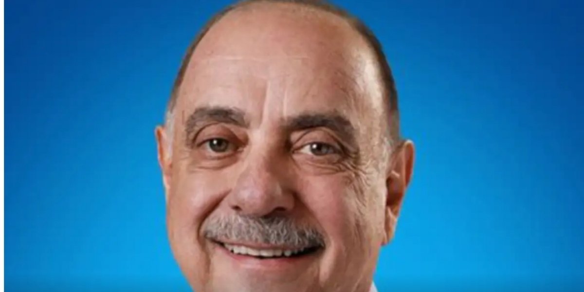 Prefeito de Belo Horizonte volta a ser hospitalizado após problema respiratório