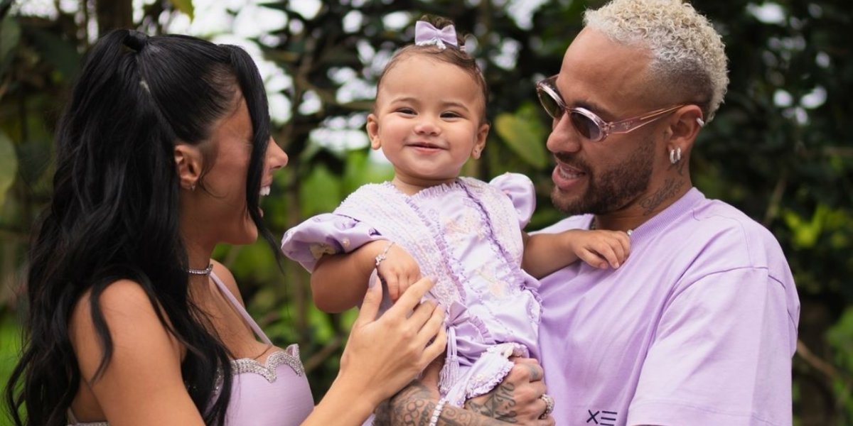 Momento fofura! Mavie encanta seguidores ao imitar o som de um leãozinho