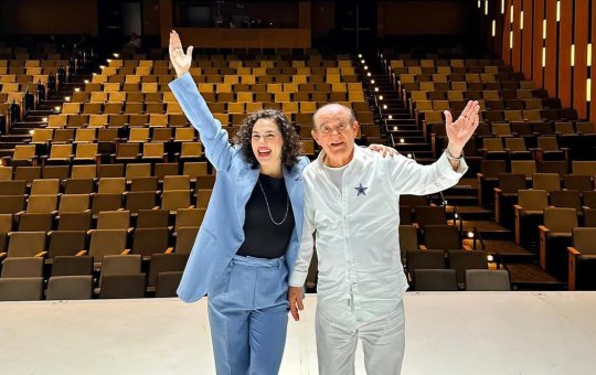 Filha de Didi chama Fernanda Torres de "nepobaby" após atriz conquistar Globo de Ouro