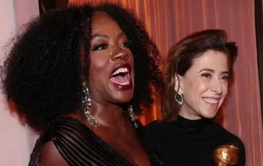 Fernanda Torres compartilha homenagem feita por Viola Davis