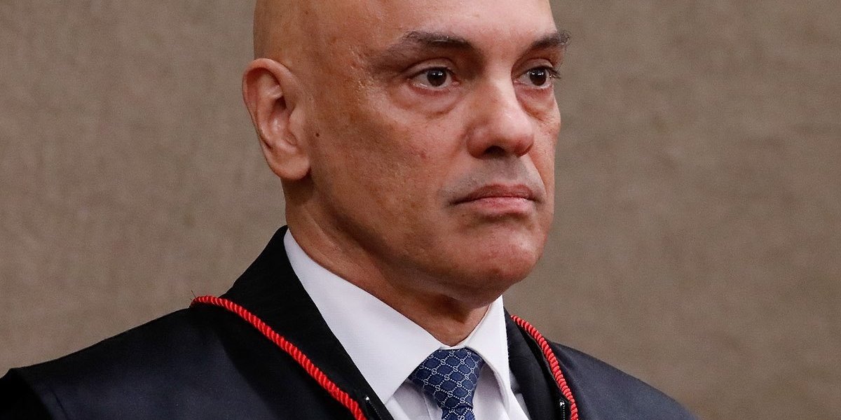 Moraes diz que redes sociais só vão operar no Brasil se respeitarem as leis