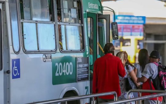 Circulação de ônibus é suspensa em Tancredo Neves após tiroteio