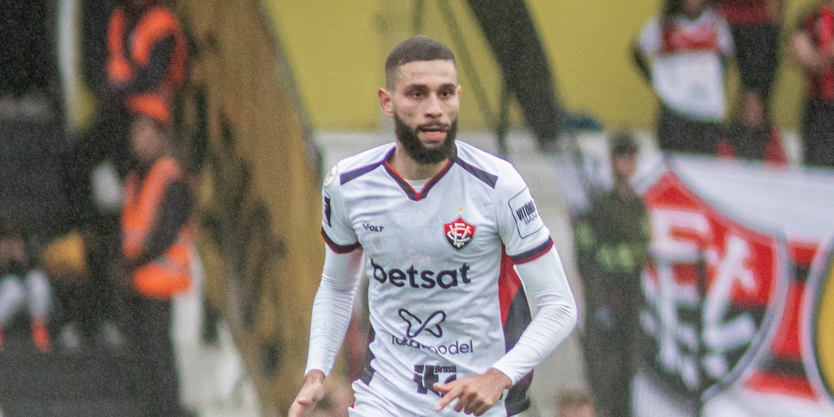 Vídeo: Wagner Leonardo confirma que fica no Vitória