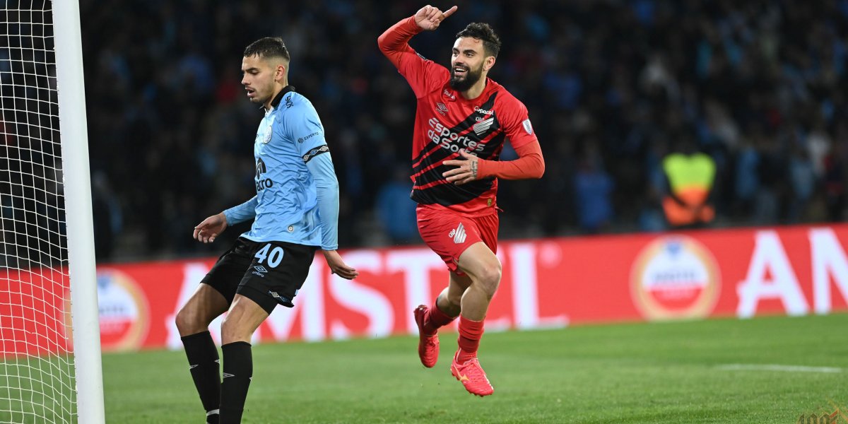 Vitória está a um passo de acertar contratação de camisa 9 'de peso' para a temporada