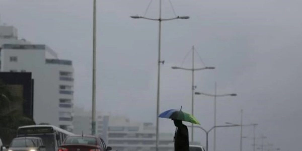 Salvador terá domingo de pancadas de chuva e trovoadas isoladas