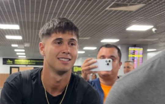 Vídeo: zagueiro chega a Salvador para assinar com o Bahia