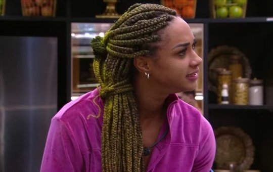 BBB 25: baiana Aline Patriarca e Vinicius discutem sobre a entrada dos novos participantes: 'aqui não é spa não'