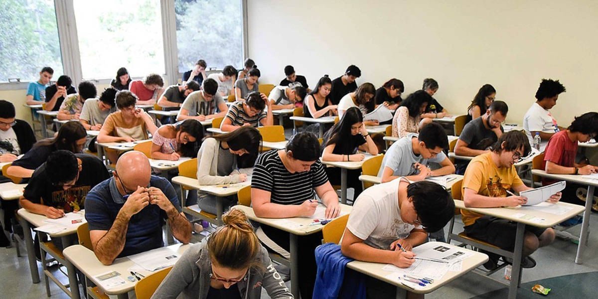 Ingresso na universidade: como os jovens lidam com as pressões para passar no vestibular